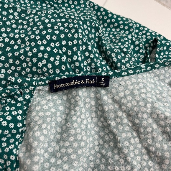 Abercrombie SM - Picture 4 of 4